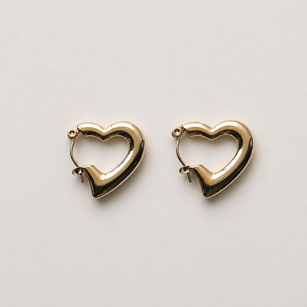 Anti-Tarnish Sliver Heart Hoop Earrings