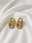 Interlinked Oval Stud Earrings | Haarmonaa